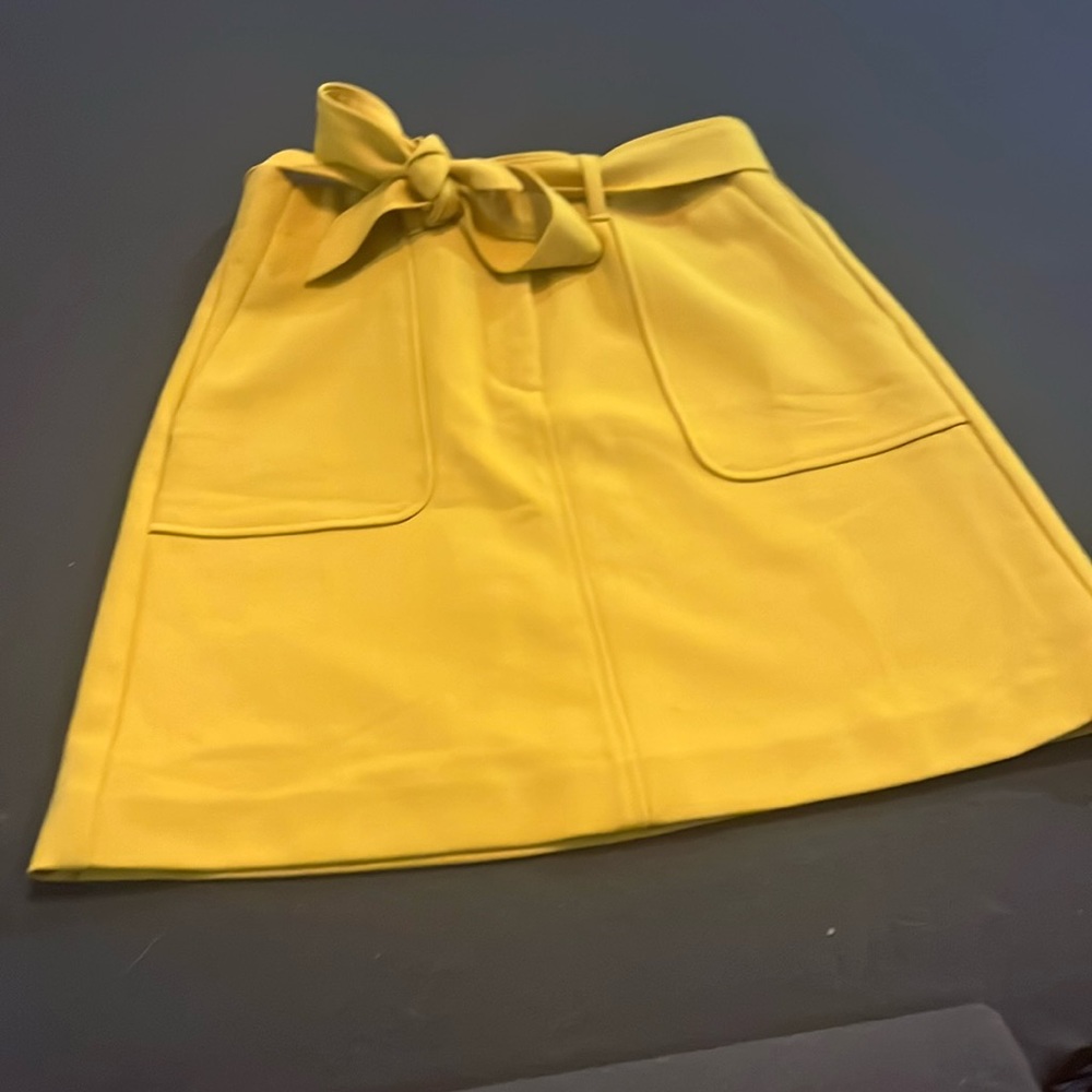 LOFT | Yellow Paper Bag Waist Mini Skirt, womens size 0